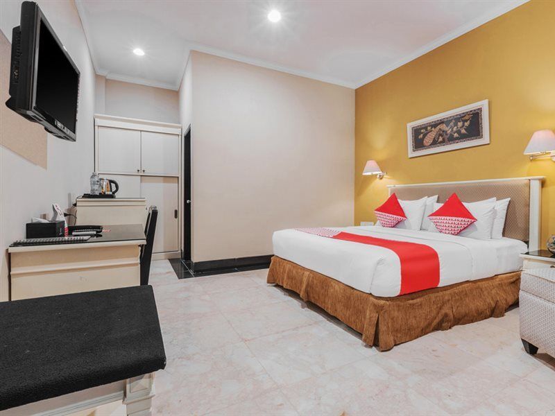 534 Sriwijaya Hotel Jakarta Exterior photo